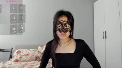 Hi I am Helen online show from 05.25.26