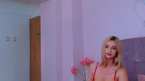 Helen online show from 02.20.26