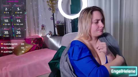 Snapshot of heleneengel chatting on 12.15.25 heleneengel online show from 12.15.25