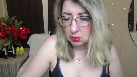 Snapshot of helenenigma chatting on 02.07.25 helenenigma online show from 02.07.25