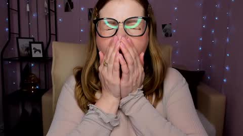 Helen online show from 01.31.25