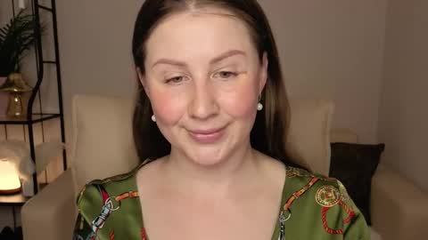 Helen online show from 05.10.26