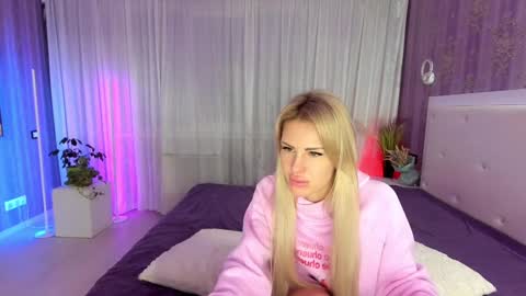 Helen online show from 12.18.24