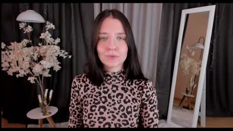 Helen online show from 01.20.25