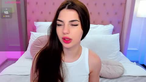 Helen online show from 03.30.26