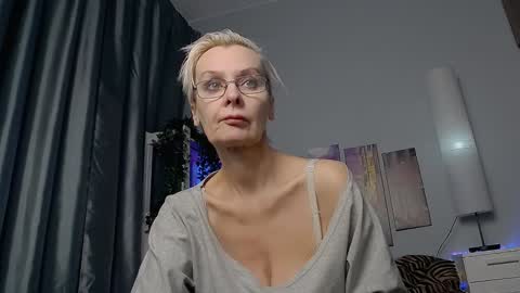 Helga online show from 01.20.25