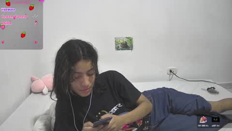 Helia Transfem and Amy online show from 01.14.25