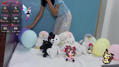 Helia Transfem and Amy online show from 09.19.25