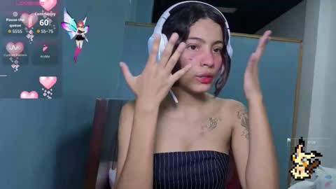 Helia Transfem and Amy online show from 11.10.25