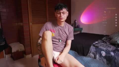 Snapshot of heliero chatting on 01.16.26 Helio online show from 01.16.26