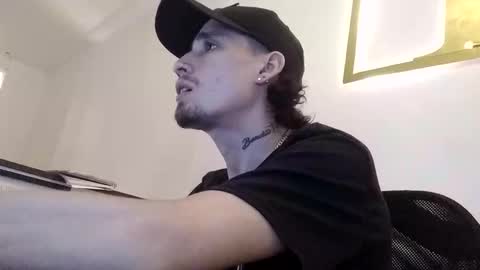 Snapshot of hell_boy66 chatting on 05.03.26 Eros online show from 05.03.26