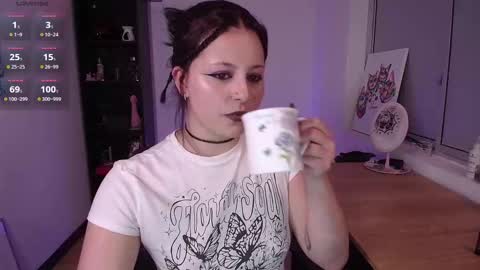 Snapshot of hell_dancer_ chatting on 09.08.25 Lexa online show from 09.08.25