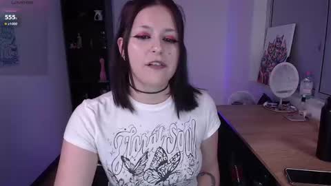 Snapshot of hell_dancer_ chatting on 09.20.25 Lexa online show from 09.20.25
