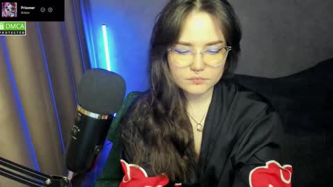 Red online show from 09.21.25