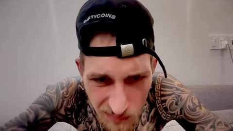 hellacozy online show from 04.17.26