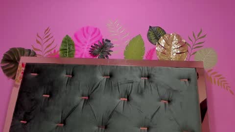 Hellen  online show from 12.20.24