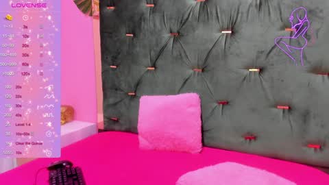 Hellen  online show from 01.30.25