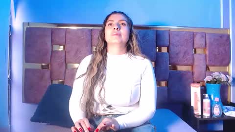 Hellen.  online show from 03.26.26