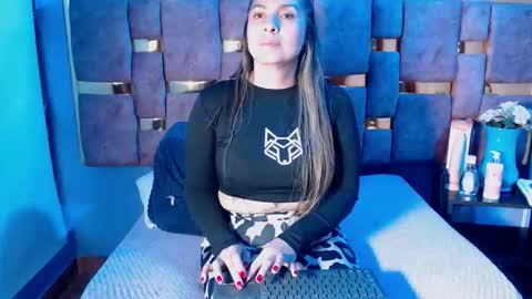 Hellen.  online show from 03.27.26