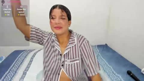 hellen_scot_ online show from 03.29.26