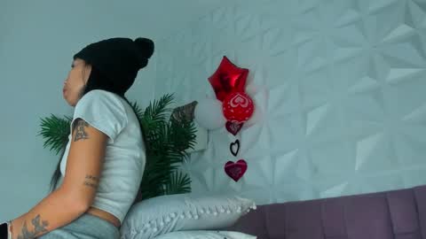 hellen     online show from 02.17.26