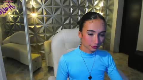 Snapshot of hellen_tease chatting on 05.18.26 Hellen online show from 05.18.26