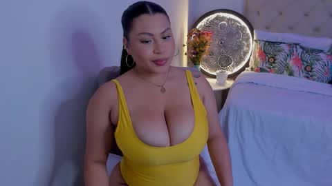 hellenamazing online show from 12.05.25