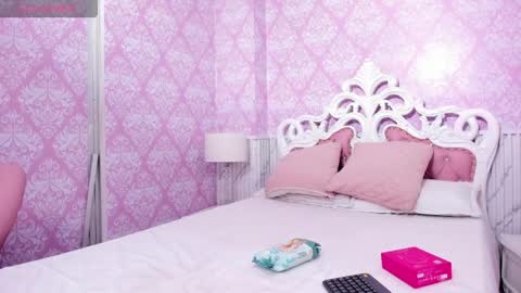   online show from 04.07.26