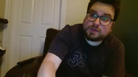 Snapshot of hellflow chatting on 02.14.25 hellflow online show from 02.14.25