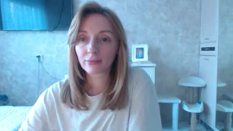 Snapshot of hellokittykaty chatting on 02.18.26 Victory online show from 02.18.26