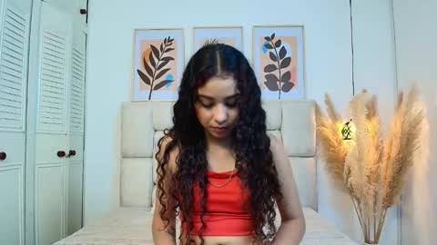 Snapshot of hemmastar chatting on 02.28.26 Hemmastar online show from 02.28.26