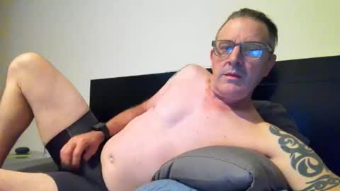 hempie1973 online show from 01.18.26