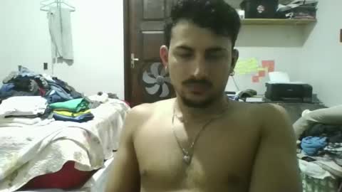 Snapshot of henrifran chatting on 10.18.25 henrifran online show from 10.18.25
