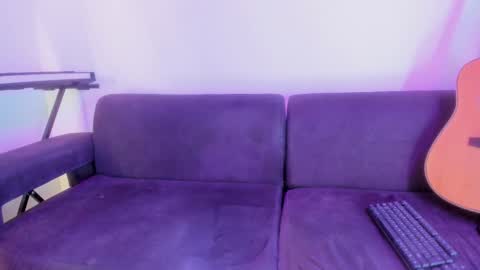 henrik_senn online show from 11.12.25