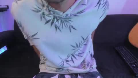 henrik_senn online show from 04.17.26