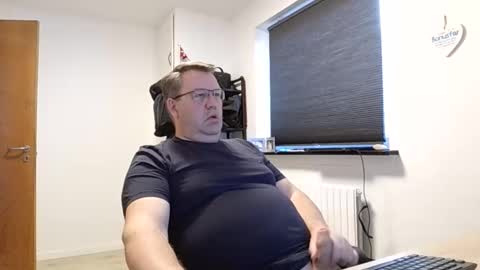 henrikrp1971 online show from 02.23.25