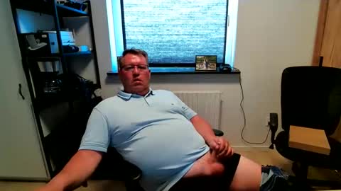 henrikrp1971 online show from 05.25.26