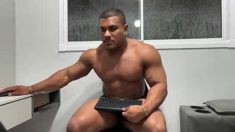 Snapshot of henrimusclee chatting on 02.19.25 Henri online show from 02.19.25