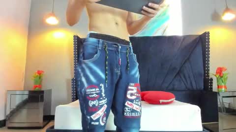 Snapshot of henry_green2 chatting on 02.28.26 Henry online show from 02.28.26