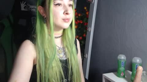 Hentaishiing online show from 12.15.24