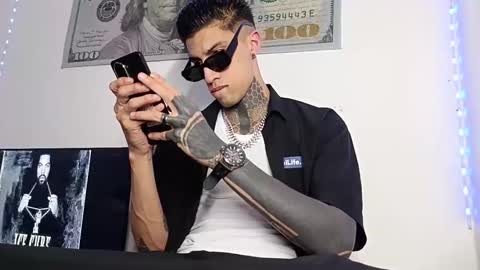 Henzeld online show from 03.24.26