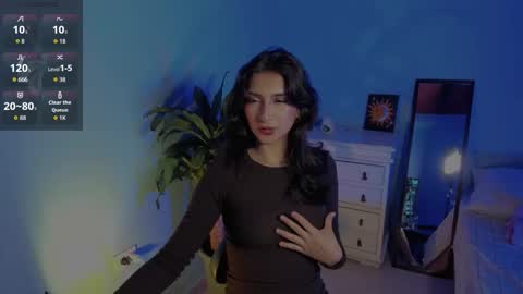 Snapshot of hera_069 chatting on 02.04.26 Hello I am Valentina independent Colombian model I love sensuality and pleasure welcome online show from 02.04.26