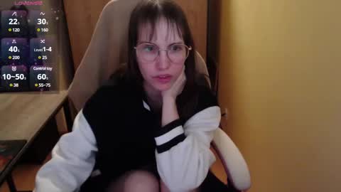 HeraLuna  online show from 01.01.25