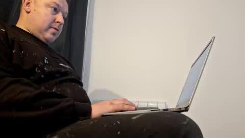 Snapshot of heretoserveyouall chatting on 02.05.26 heretoserveyouall online show from 02.05.26