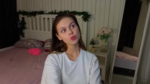 Nicole online show from 03.16.26