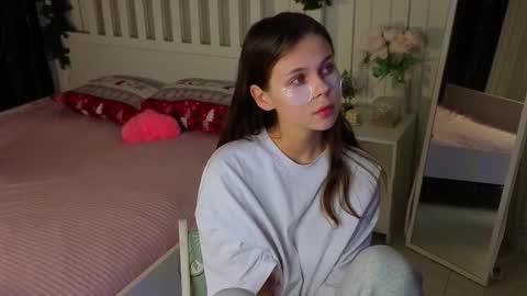 Nicole online show from 03.20.26