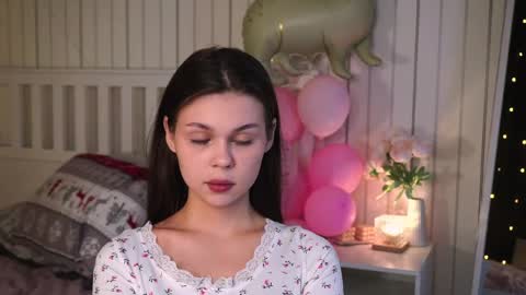 Nicole online show from 04.09.26