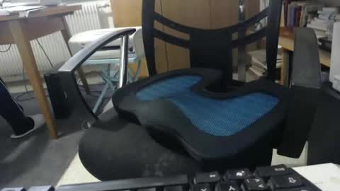 hero0111 online show from 02.06.25