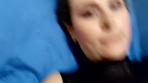 Hestesiaxx online show from 11.24.25