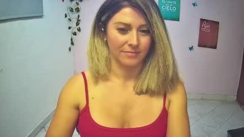 Snapshot of hestesiaxx chatting on 05.12.26 Hestesiaxx online show from 05.12.26